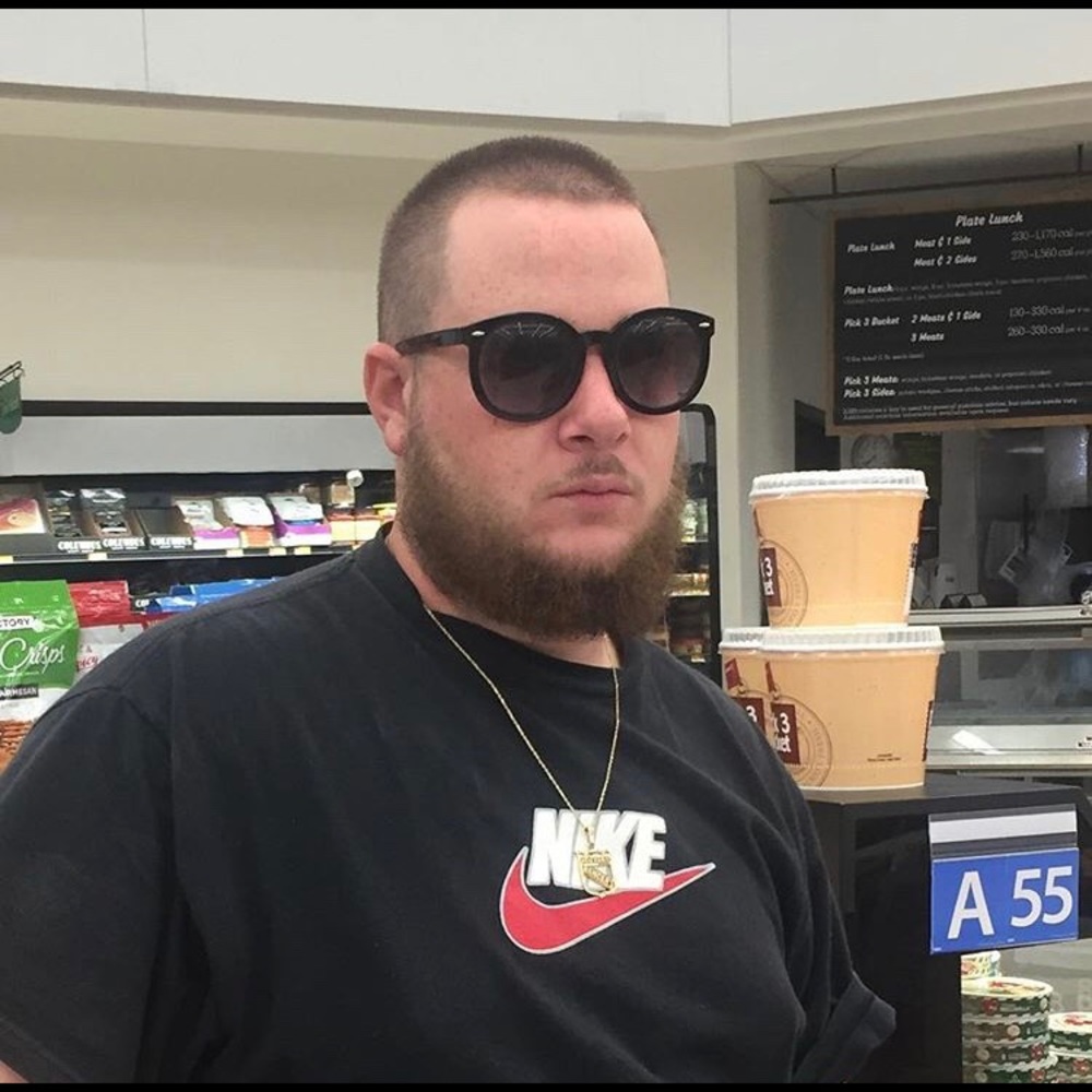 Meet your Posher, Mark